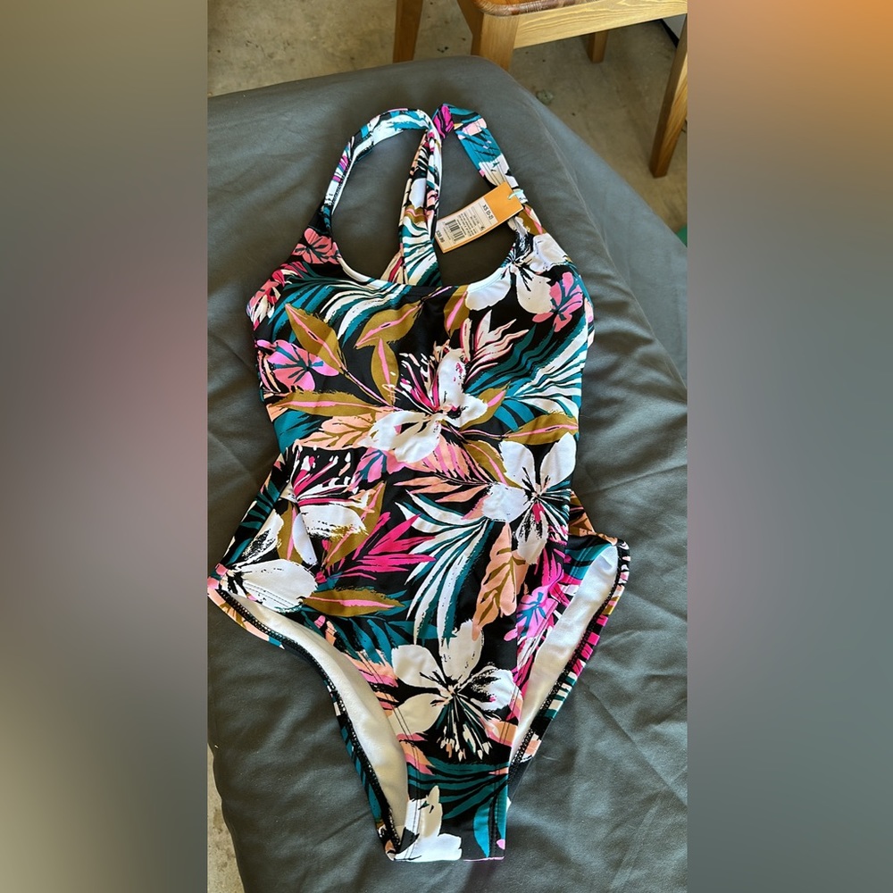 NWT| Target Swimwear | size 0-2 | Multicolor
